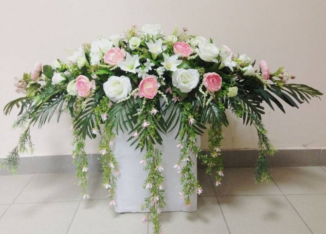 Напольная композиция