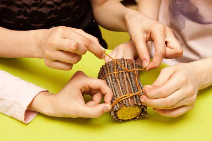 поделка баба яга из природного