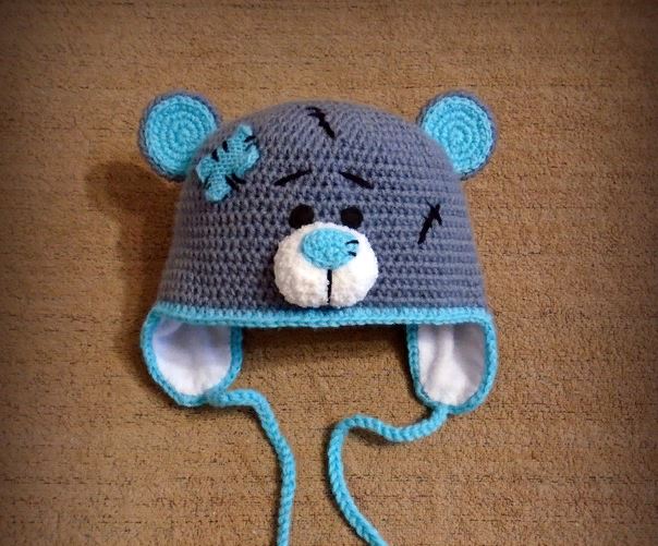 Детская шапка с мишкой Тедди, связанная крючком