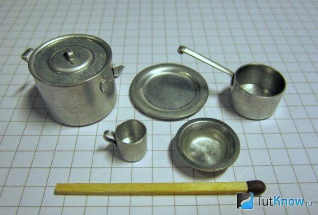 Готовый жестяной набор посуды для кукол