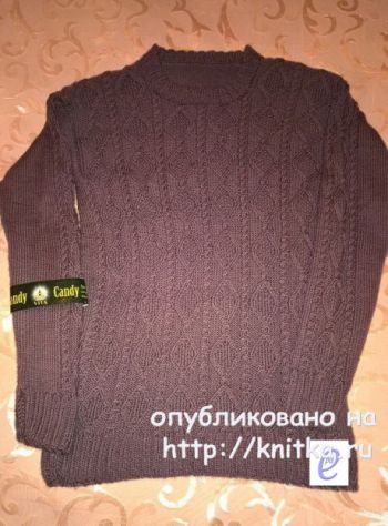 Мужской свитер спицами. Работа Веры Коваль