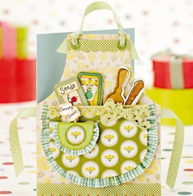 Открытка бабушке на день рождения от внука или внучки. Как сделать своими руками из бумаги. Пошаговая инструкция с фото для начинающих