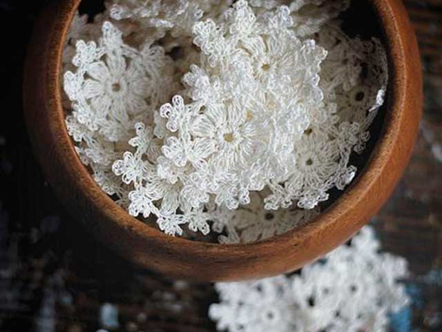 вязаные снежинки